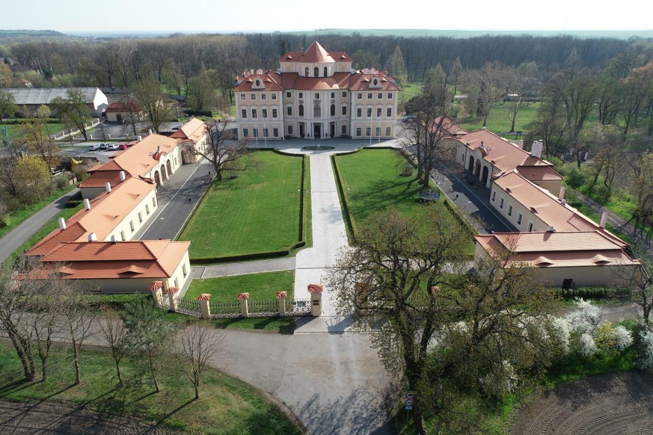 Chateau Liblice Bysice Exterior photo